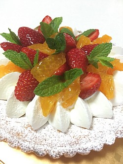 チーズタルト（生クリーム・フルーツプラス）